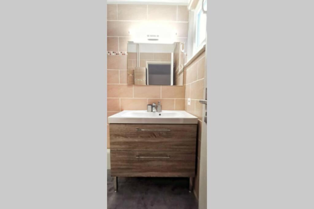 Appartement F2 Cosy Proche Centre Estrasburgo Exterior foto